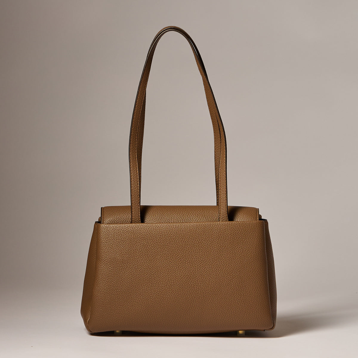 Aria in Taupe