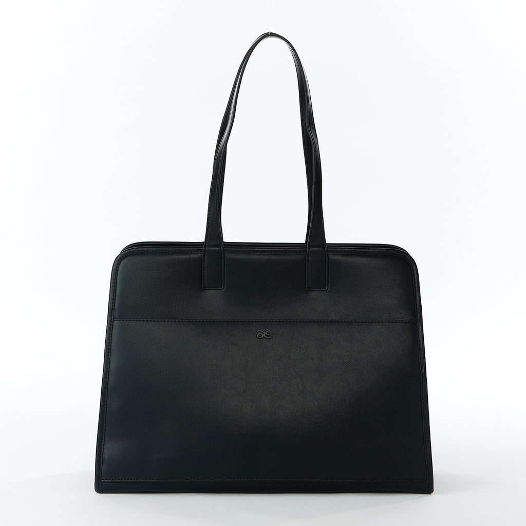 Eterna 40 in Black