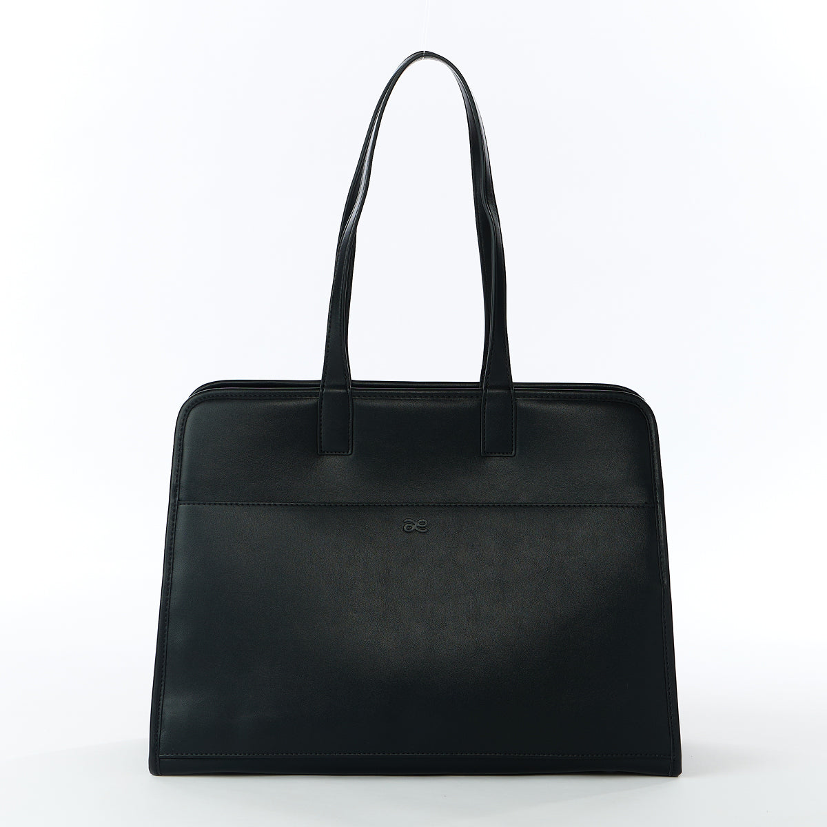 Eterna 40 in Black