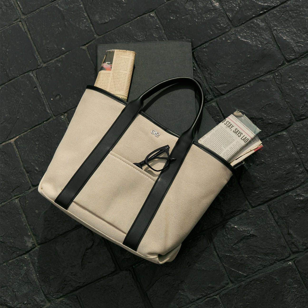 Shopping Tote in Beige